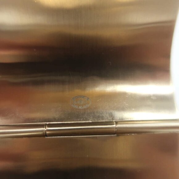 Chanel 2015 Rue Cambon Wide Cuff Bracelet Black Enamel - Picture 7 of 8